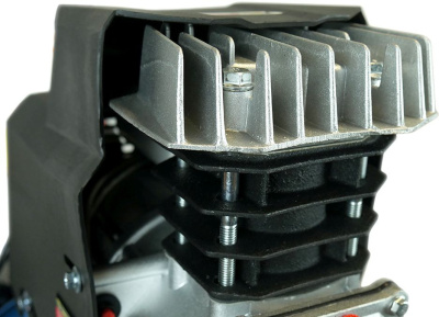 Компрессор поршневой Sturm! AC93150P масляный 340л/мин 50л 2000Вт голубой/черный