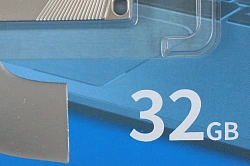 Флеш Диск Netac 32Gb UM1 NT03UM1N-032G-32PN USB3.2 серебристый