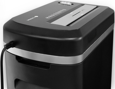 Шредер Heleos УМ22-5 черный (секр.P-5) фрагменты 10лист. 22лтр. скрепки скобы пл.карты CD