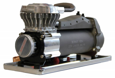 Автомобильный компрессор Berkut R24 98л/мин шланг 7.5м