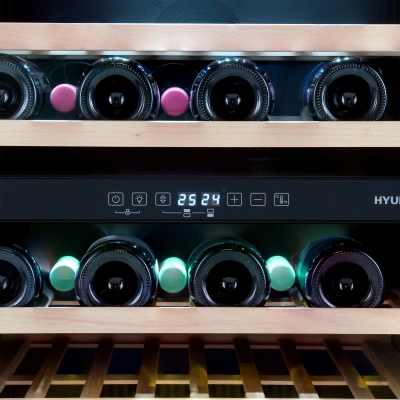 Винный шкаф Hyundai HBWC 0861 DU 1-нокамерн. черный