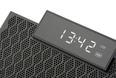 Колонка порт. Edifier MP260 т.дерево/черный 20W 1.0 BT 2600mAh