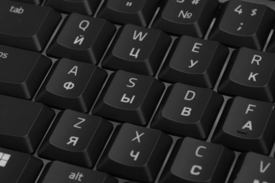 Клавиатура Razer Ornata V3 Tenkeyless механическая черный USB Multimedia for gamer LED (подставка для запястий) (RZ03-04880100-R3M1)