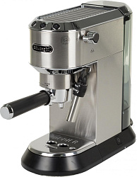 Кофеварка рожковая Delonghi EC685.M 1350Вт серебристый/черный