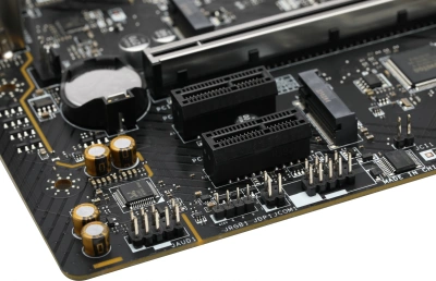 Материнская плата MSI PRO B650M-P SocketAM5 AMD B650 4xDDR5 mATX AC`97 8ch(7.1) 2.5Gg RAID+VGA+HDMI+DP