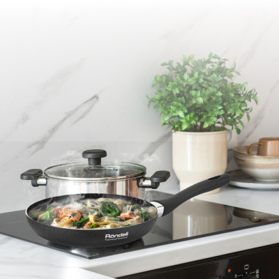 Сковорода Rondell Infinity RDA-570 круглая 20см покрытие: Xylan Plus ручка несъемная (без крышки) черный