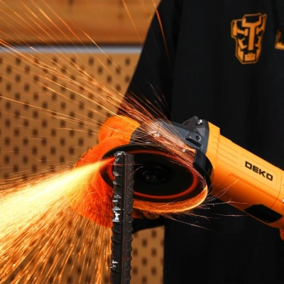 Углошлифовальная машина Deko AG1400DK 1400Вт 12000об/мин рез.шпин.:M14 d=125мм (083-1027)