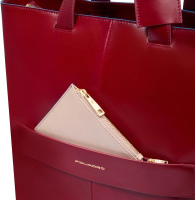 Деловая сумка женская Piquadro Blue Square BD6679B2/R с отделением для ноутбука красный натур.кожа