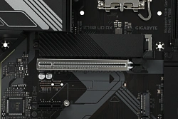Материнская плата Gigabyte Z790 UD AX Soc-1700 Intel Z790 4xDDR5 ATX AC`97 8ch(7.1) 2.5Gg RAID+HDMI+DP