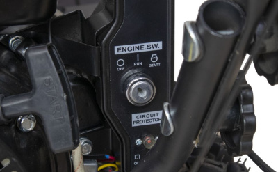 Снегоуборщик бензин. Huter SGC 4000B 7л.с.
