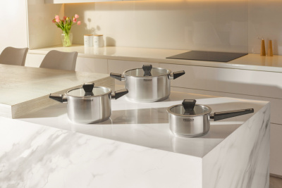 Ковш Rondell Blitz RDS-1888 1.4л. d=16см (с крышкой) стальной