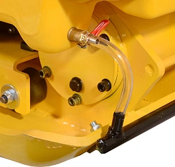 Виброплита Huter VP-35W 4870Вт 6.5л.с. бензиновый желтый (74/6/2)