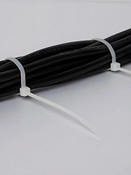 Хомут IEK UHH31-D036-200-100 200x3.6мм (упак:100шт) нейлон белый