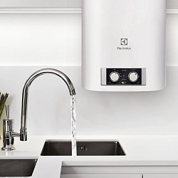 Водонагреватель Electrolux Formax EWH 50 2кВт 50л электрический настенный/белый