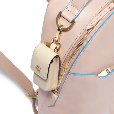 Рюкзак женский Piquadro Blue Square CA6677B2/RO2 пудровый кожа
