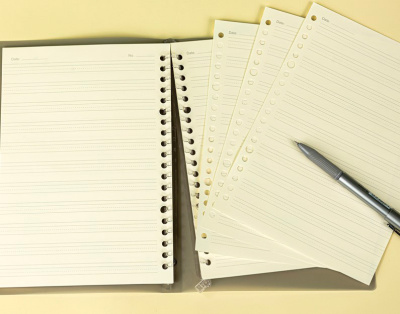 Блокнот Deli NA560-1VIOLET A5 50л линейка фиолетовый