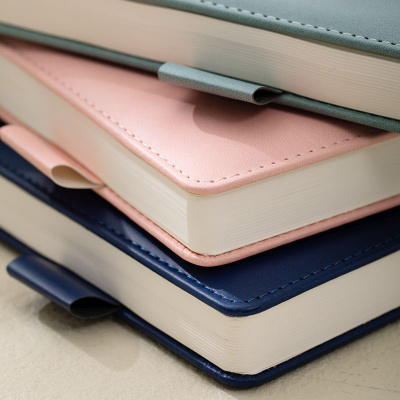 Блокнот Deli LINFINI EN158L A5 210х143мм искусст. кожа 144л линейка твердая обложка ассорти ассорти:син/роз/зел