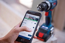 Дрель-шуруповерт Bosch GSR 18V-90 C solo аккум. патрон:быстрозажимной (06019K6000)