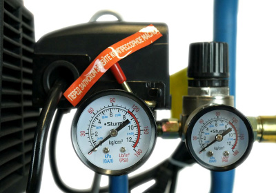 Компрессор поршневой Sturm! AC93150P масляный 340л/мин 50л 2000Вт голубой/черный