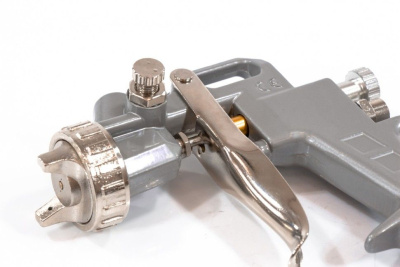 Краскораспылитель Matrix 57315 230л/мин соп.:1.8мм бак:1л серебристый