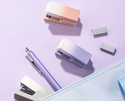 Степлер мини Deli NS083Apink Nusign 24/6 26/6 (12листов) розовый 40скоб металл/пластик