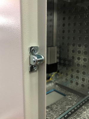 Шкаф коммутационный ЦМО (ШТВ-Н-9.6.3-4ААА-Т1) настенный 9U 620x330мм пер.дв.вентил. задн.дв.стал.лист несъемн.бок.пан. 150кг серый 120град. 500мм IP55 сталь уличный всепогодный с вентилятором с нагревателем укомплектованный