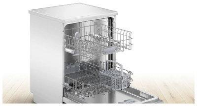 Посудомоечная машина Bosch Serie 2 SMS24AW02E белый (полноразмерная)
