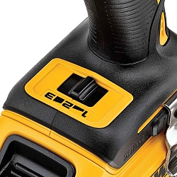 Дрель-шуруповерт DeWalt DCF887N-XJ 400Вт аккум. патрон:шестигр.1/4"