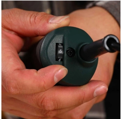 Углошлифовальная машина Zitrek ZKAG1000-125E 1000Вт 12000об/мин рез.шпин.:M14 d=125мм (085-1033)