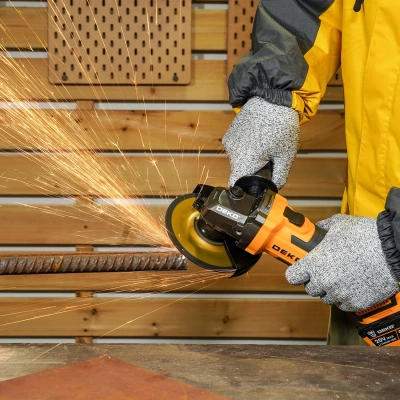 Углошлифовальная машина Deko DKAG20-125 без АКБ и ЗУ 8500об/мин рез.шпин.:M14 d=125мм (063-2155)