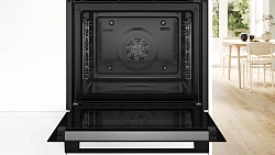 Духовой шкаф Электрический Bosch HBG578BB3 черный