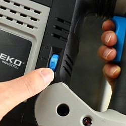 Перфоратор Deko ZKH2000W патрон:SDS-max уд.:10Дж 2000Вт аккум. (кейс в комплекте)