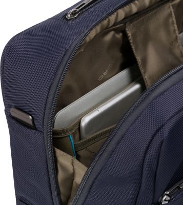Сумка дорожная Piquadro BRIEF2 (BV4729BR2/BLU) 40x36x16см 24л. 2.468кг. нейлон/натур.кожа темно-синий