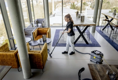 Пылесос Karcher T 15/1 HEPA 585Вт серый/черный