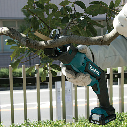 Сабельная пила Makita JR105DWAE аккум. 3300ход/мин ДА