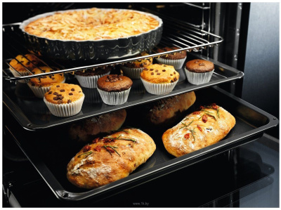 Духовой шкаф Электрический Electrolux EOB7S31V белый