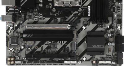 Материнская плата Gigabyte B850M DS3H SocketAM5 AMD B850 4xDDR5 mATX AC`97 8ch(7.1) 2.5Gg RAID+HDMI+DP