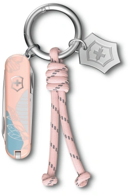 Нож перочинный Victorinox Classic SD Paris Style (0.6223.E221) 58мм 7функц. розовый подар.коробка