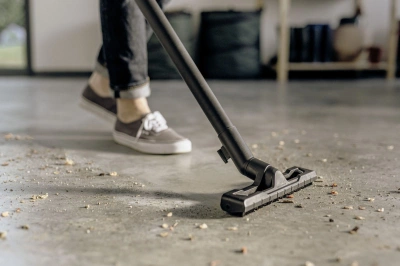 Строительный пылесос Karcher WD 4 S V-20/5/22 1000Вт (уборка: сухая/сбор воды) желтый